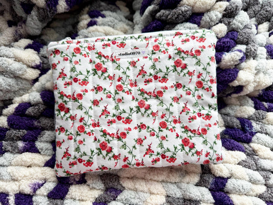 Medium Red Rose Vine Quilted Pouch