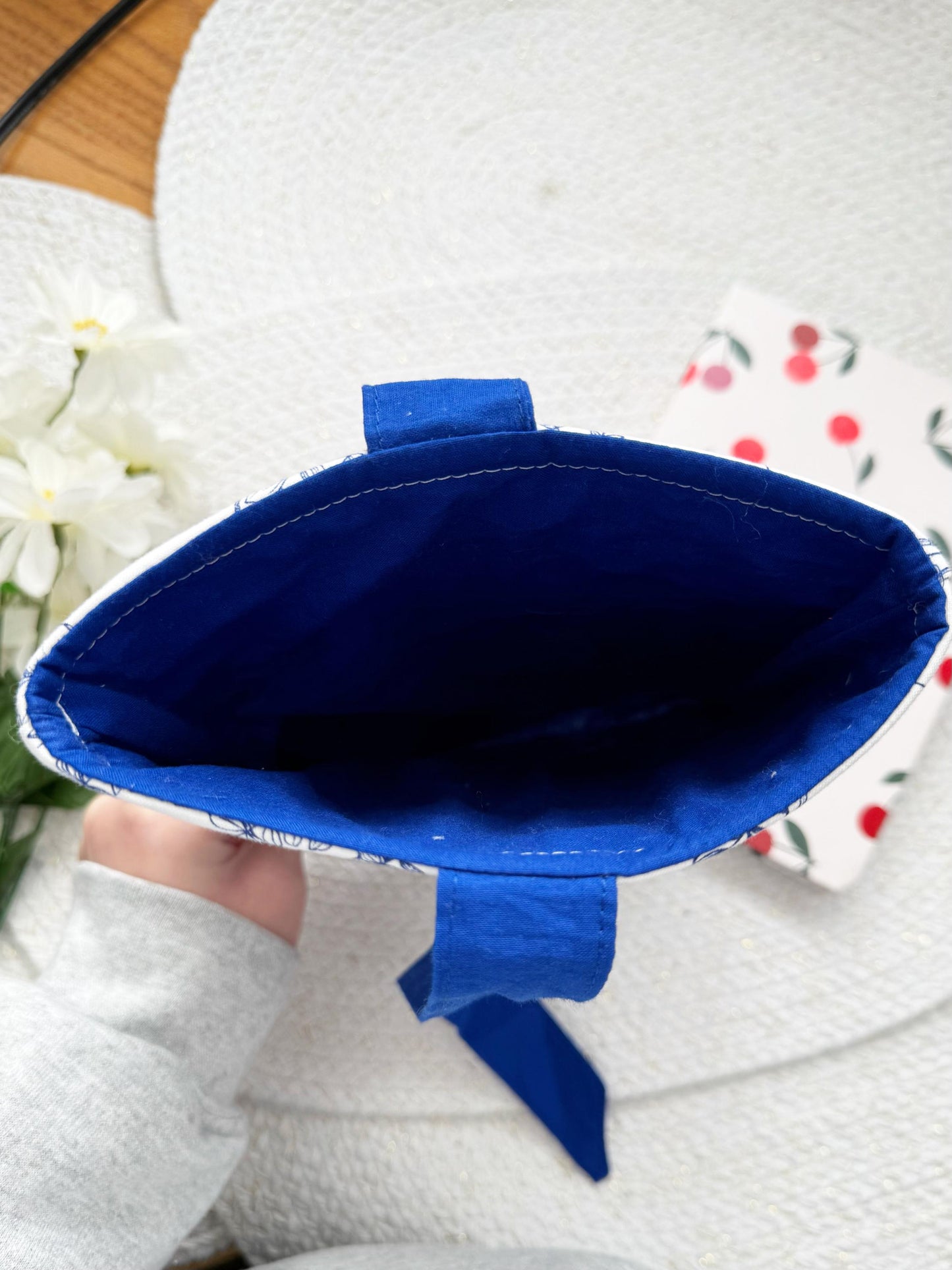 White & Navy Floral 'Enemies To Lovers Book Club' Embroidered Book Sleeve