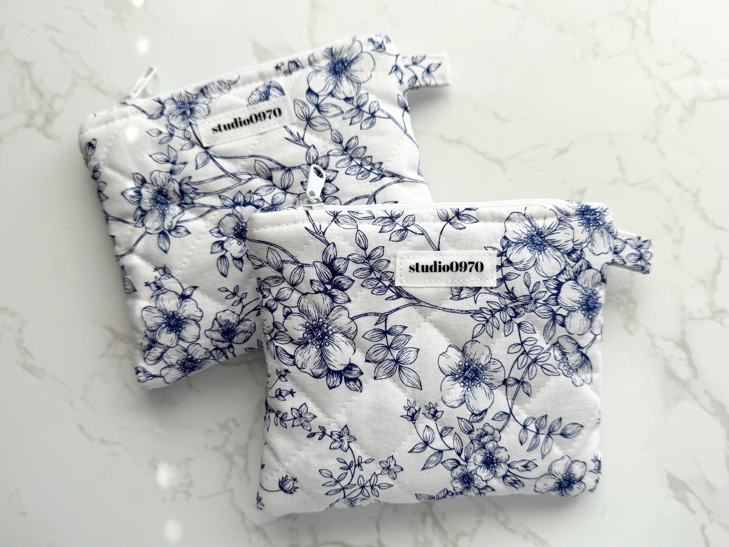 White & Navy Floral Quilted Mini Pouch