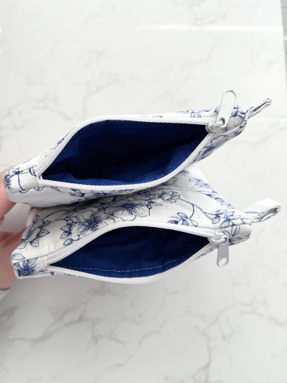 White & Navy Floral Quilted Mini Pouch