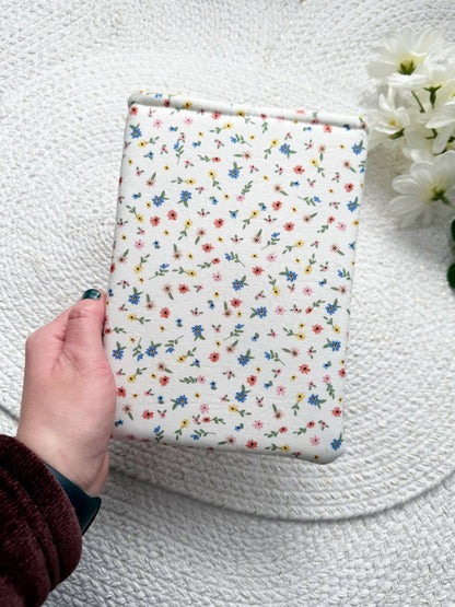 Mini Wildflower Floral Padded Book Sleeve