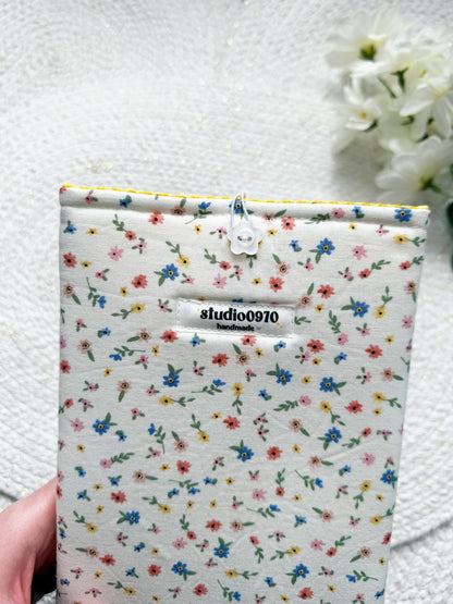 Mini Wildflower Floral Padded Book Sleeve