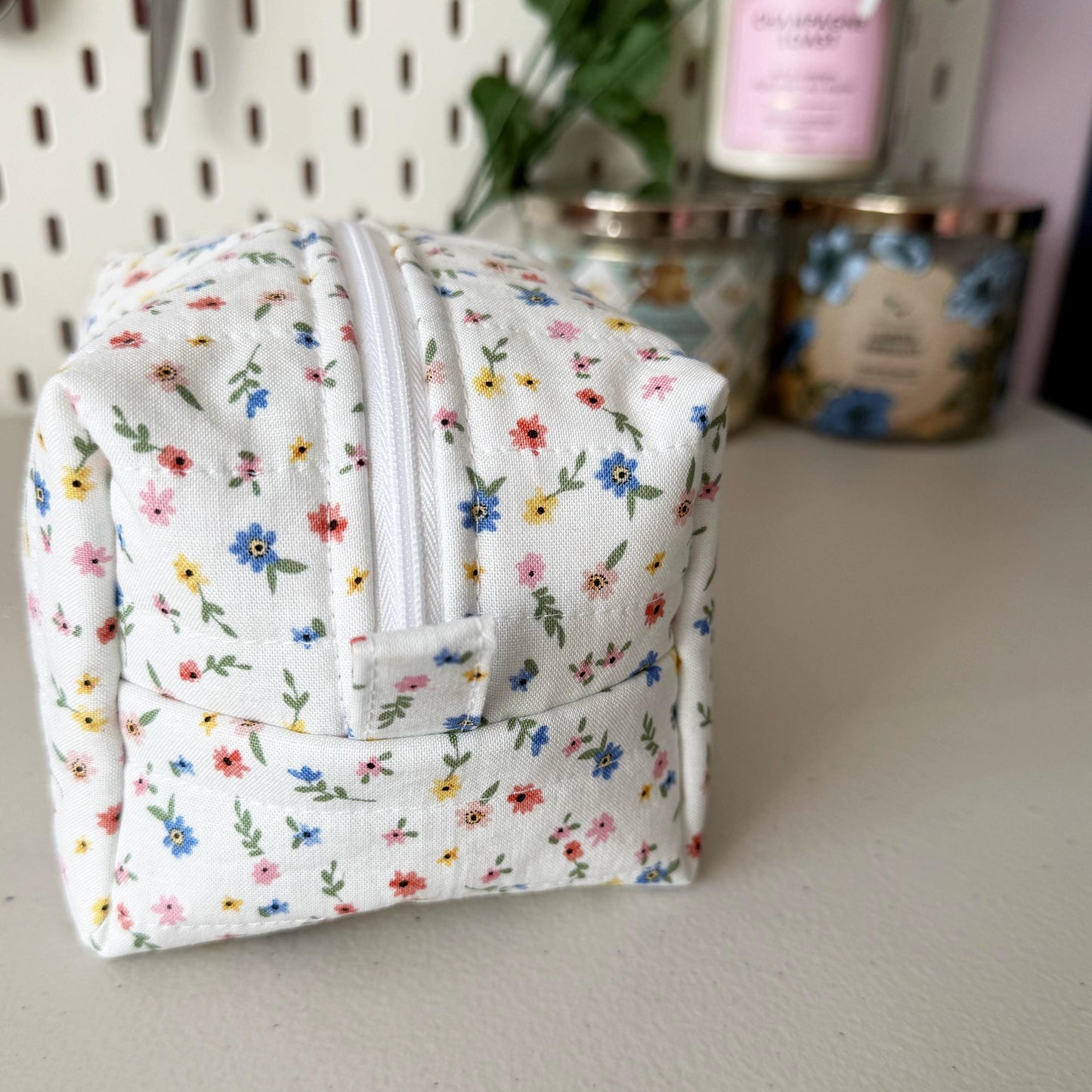 Mini Wildflower Floral Quilted Mini Boxy Makeup Bag